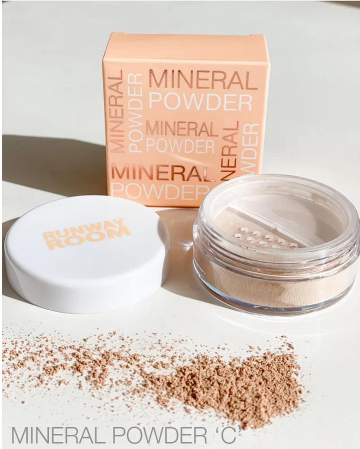 MINERAL LOOSE POWDER FOUNDATION | RUNWAY ROOM