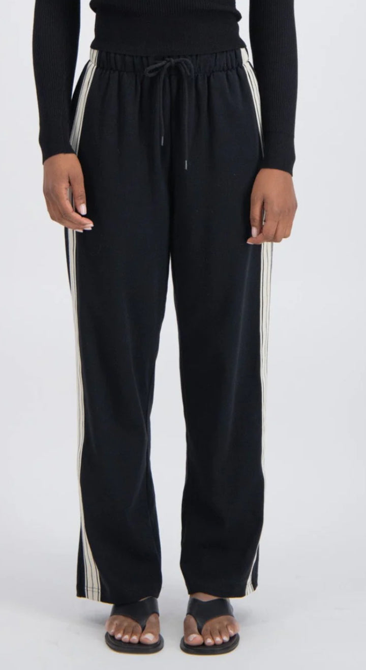 PANAREA TRACK PANTS| BLACK | JASMINE ALEXA