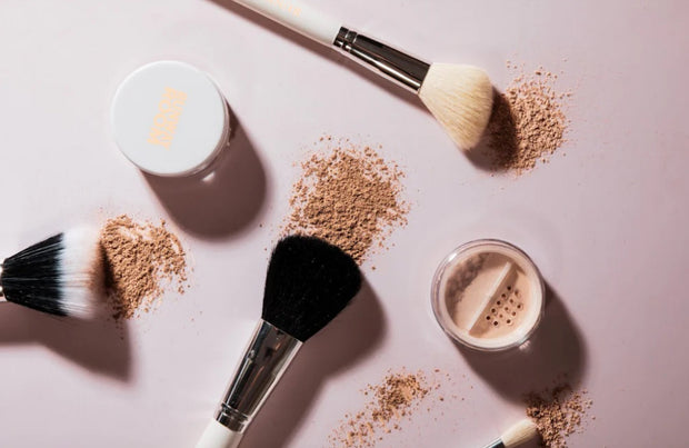 MINERAL LOOSE POWDER FOUNDATION | RUNWAY ROOM