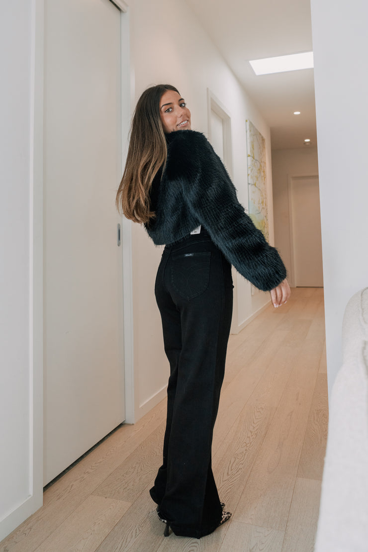 Desiree Cropped Jacket | Black | ELLIATT
