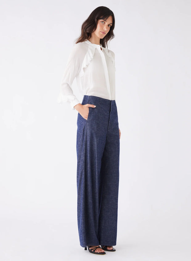 Bloom Ruffle Shirt | Ivory | ESMAEE