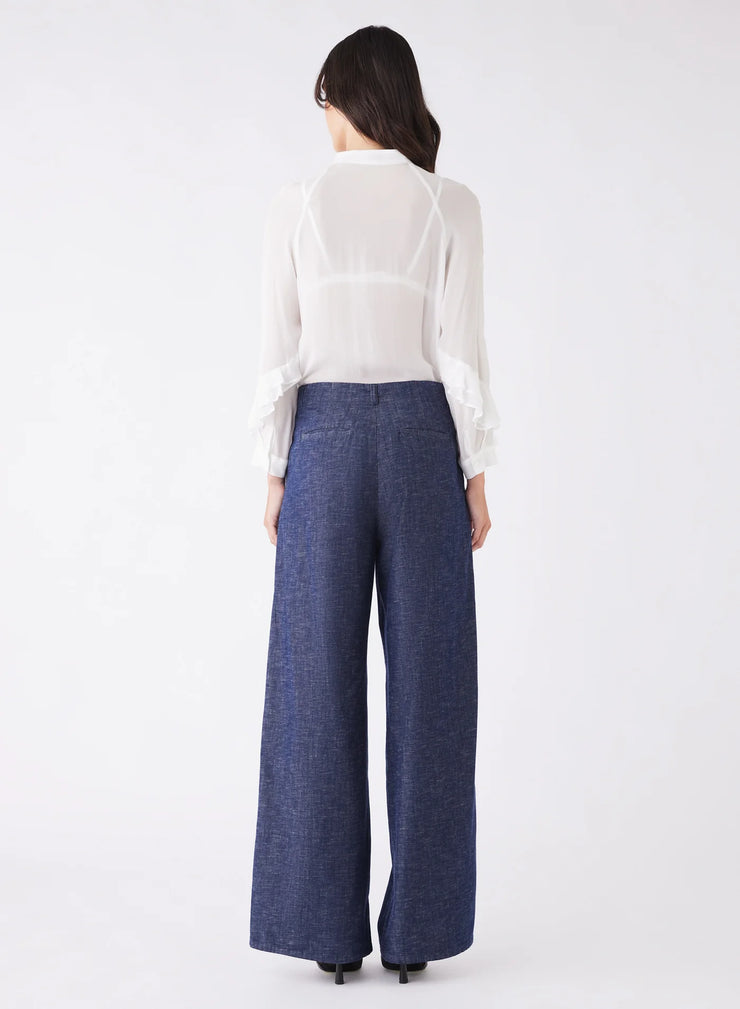 Bloom Ruffle Shirt | Ivory | ESMAEE