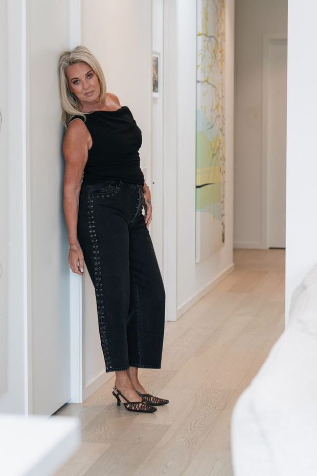 ONE SHOULDER TOP | BLACK | MVN