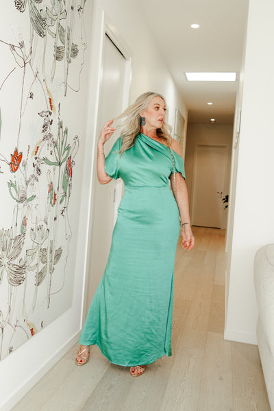 Roni Asymmetrical Gown - Green | Elliatt