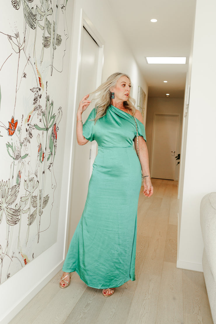 Roni Asymmetrical Gown - Green | Elliatt