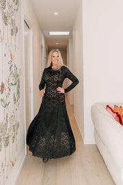 Kira Stretch Lace Maxi | Black | Curaae