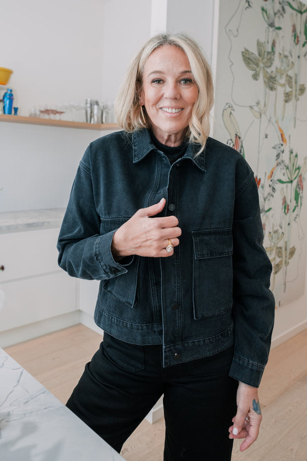 DYNAMITE DENIM JACKET | BLACK | ESMAEE
