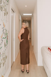 Khloe Crepe Knit Midi Dress | Chocolate | Curaae