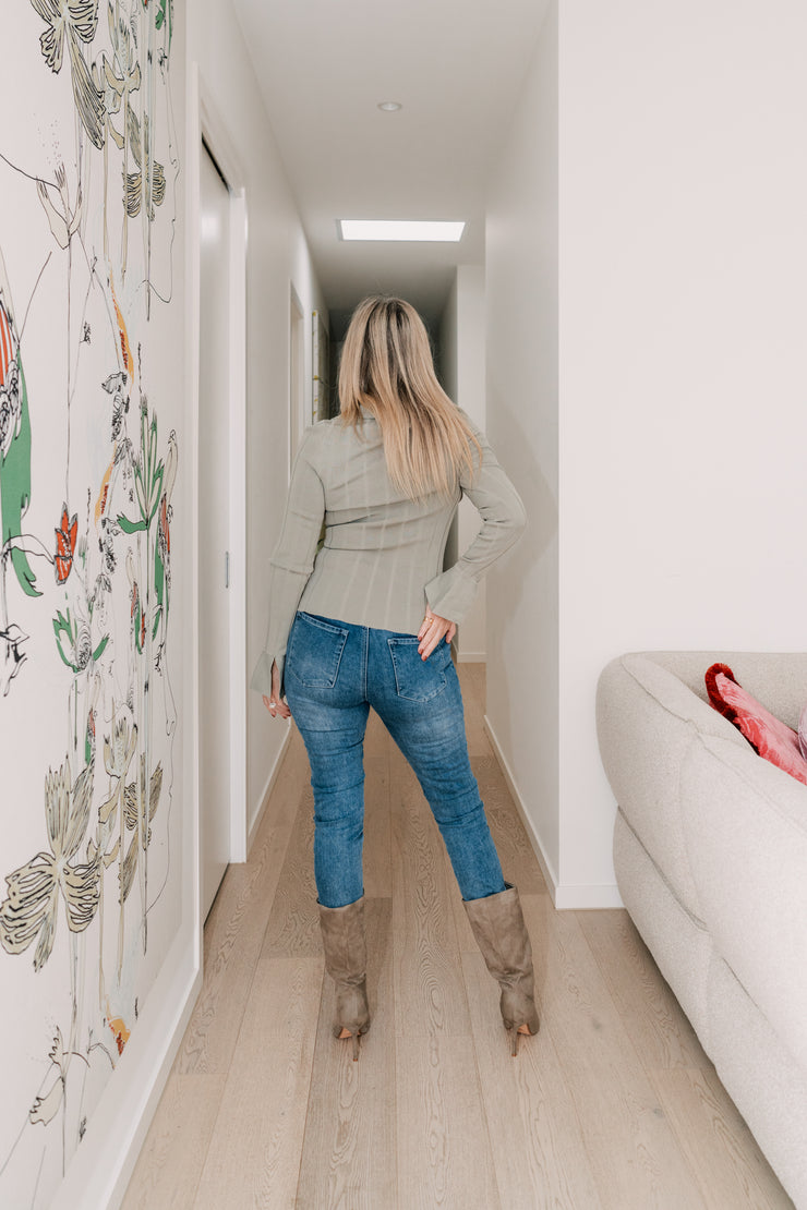 AVENUE BUTTON SWEATER | FOREST | ESMAEE